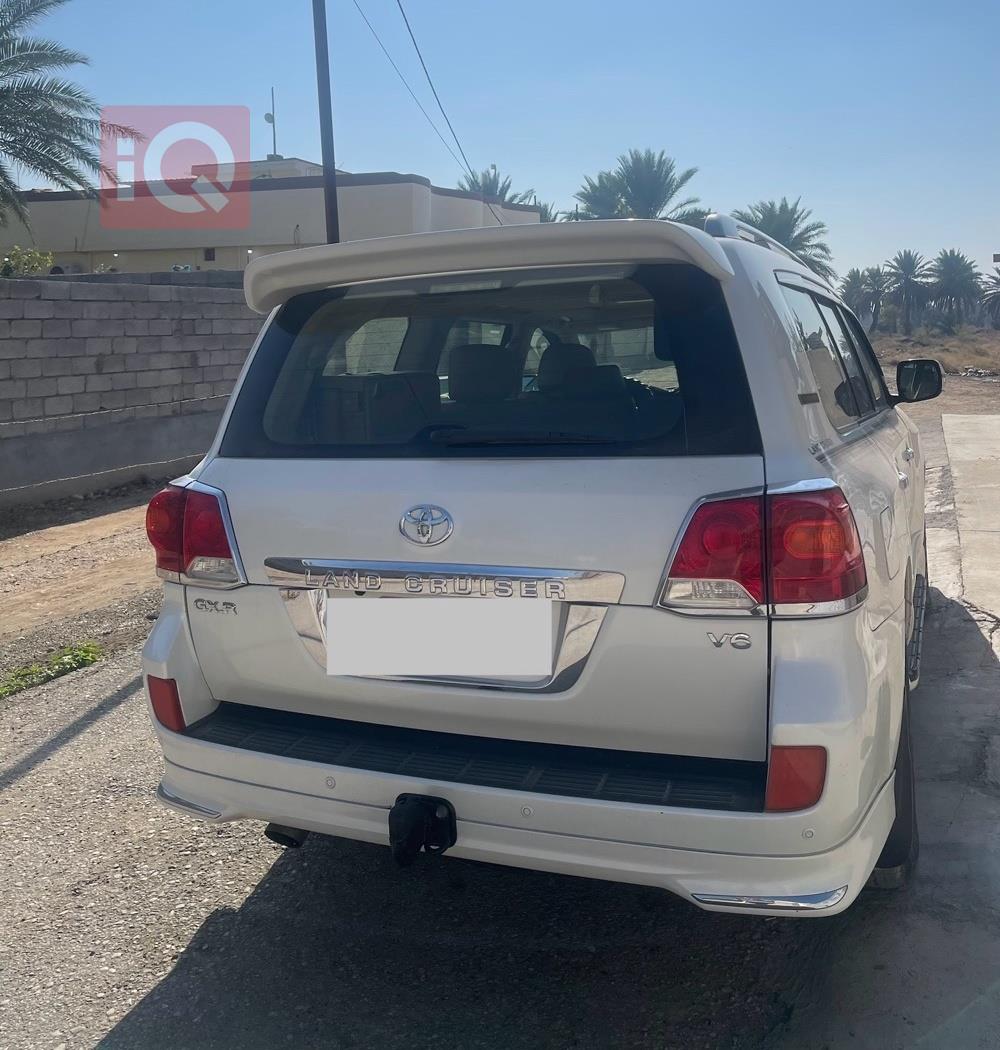 تويوتا لاندكروزر